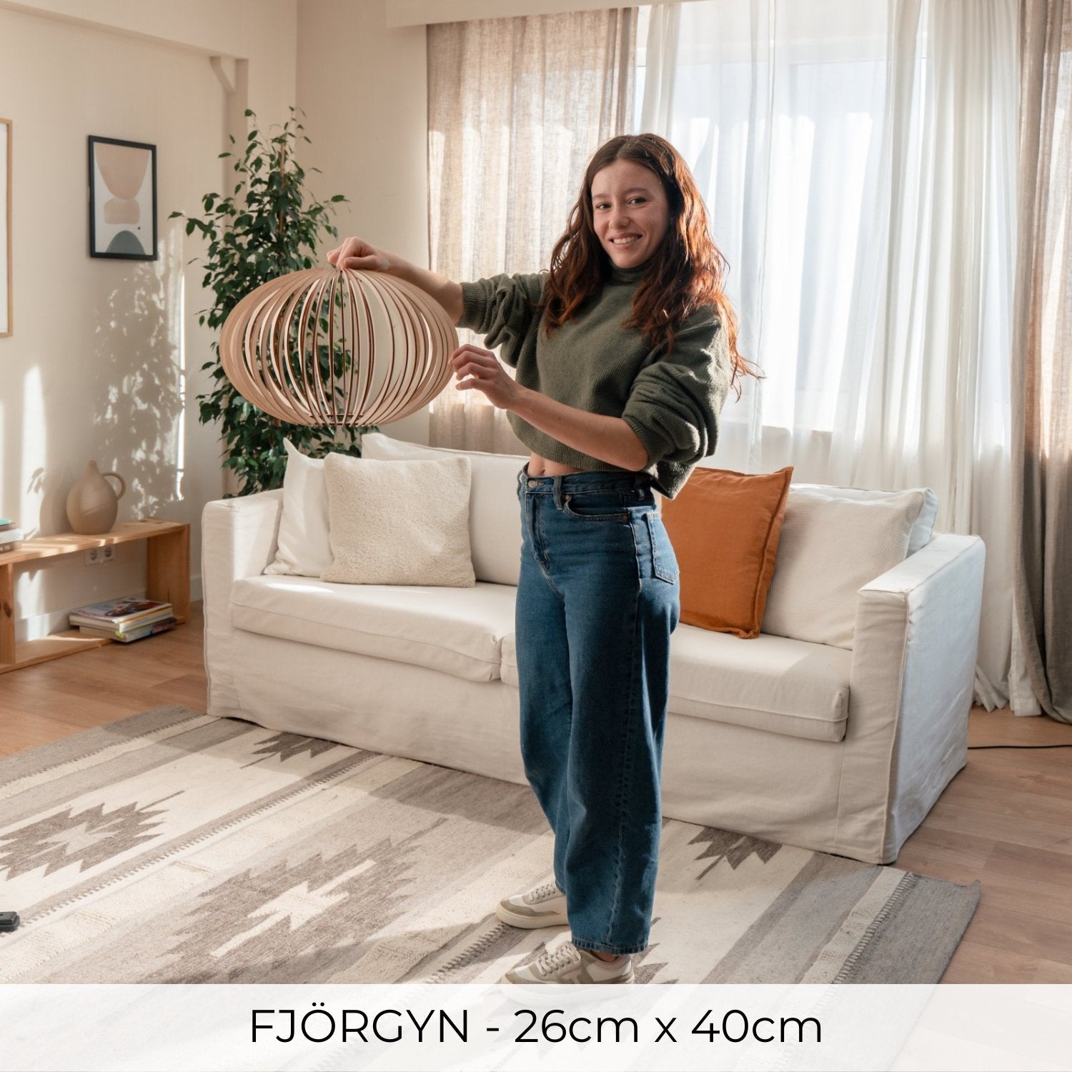 Puuvalaisin 'FJÖRGYN'